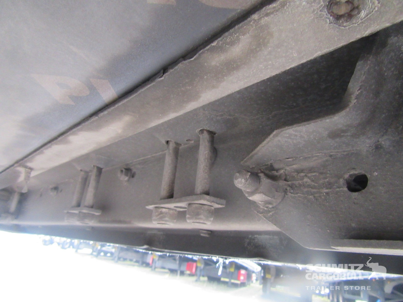 SCHMITZ Auflieger Curtainsider Standard - Poluprikolica sa ceradom: slika 4 SCHMITZ Auflieger Curtainsider Standard - Poluprikolica sa ceradom: slika 4