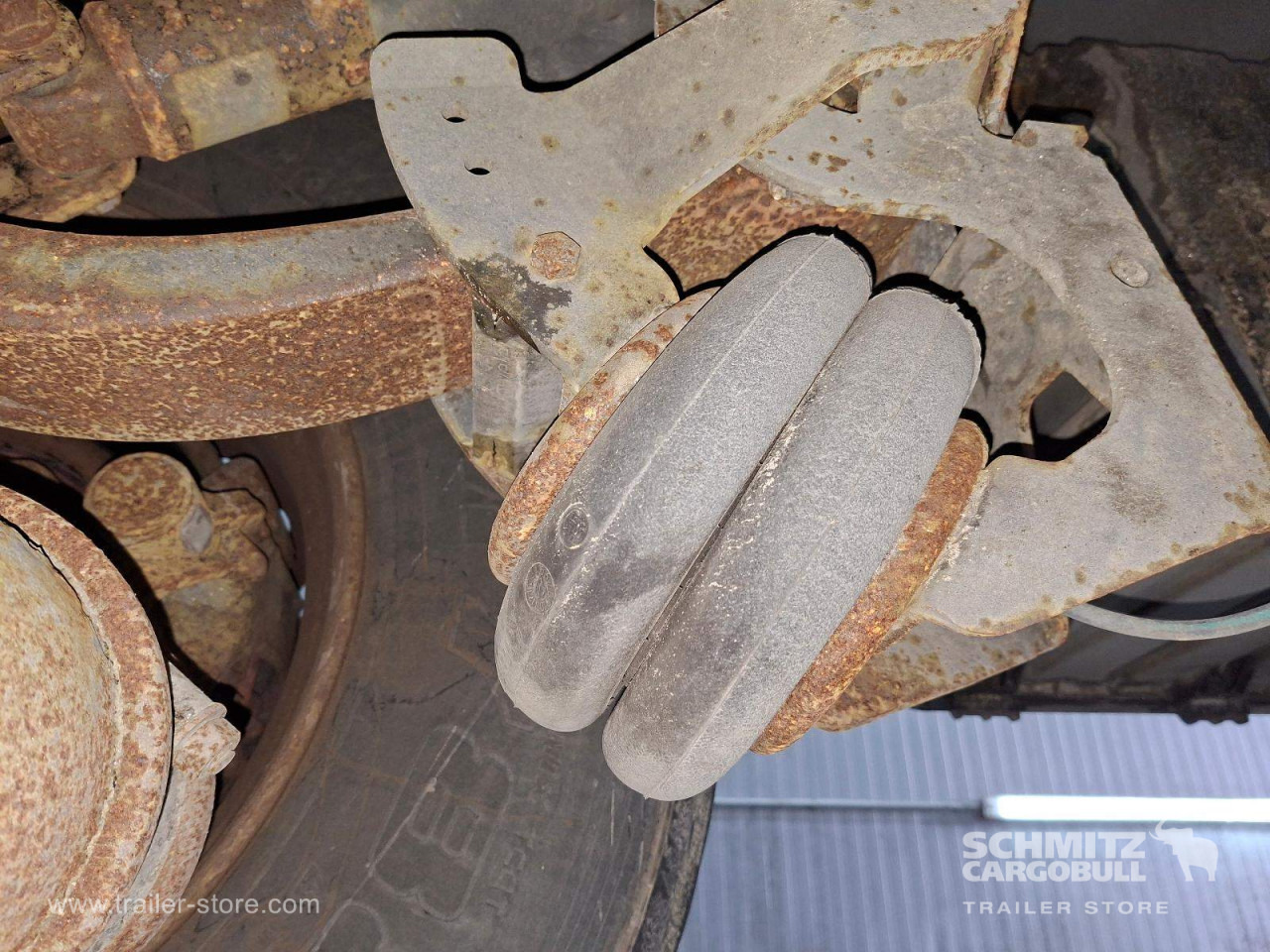 SCHMITZ Auflieger Tiefkühler Multitemp Double deck - Izotermička poluprikolica: slika 3 SCHMITZ Auflieger Tiefkühler Multitemp Double deck - Izotermička poluprikolica: slika 3