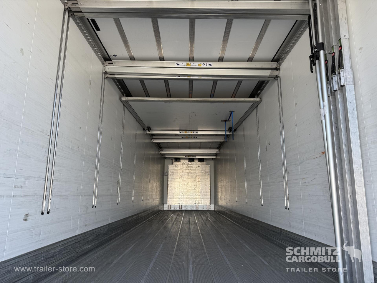 SCHMITZ Auflieger Tiefkühler Multitemp Double deck - Izotermička poluprikolica: slika 3 SCHMITZ Auflieger Tiefkühler Multitemp Double deck - Izotermička poluprikolica: slika 3