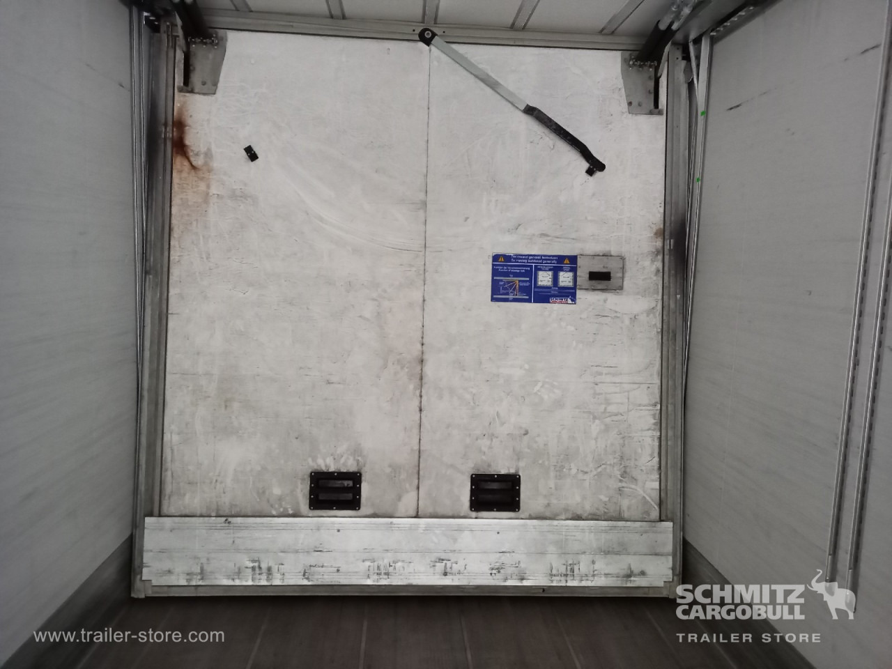 SCHMITZ Auflieger Tiefkühler Multitemp Double deck - Izotermička poluprikolica: slika 4 SCHMITZ Auflieger Tiefkühler Multitemp Double deck - Izotermička poluprikolica: slika 4