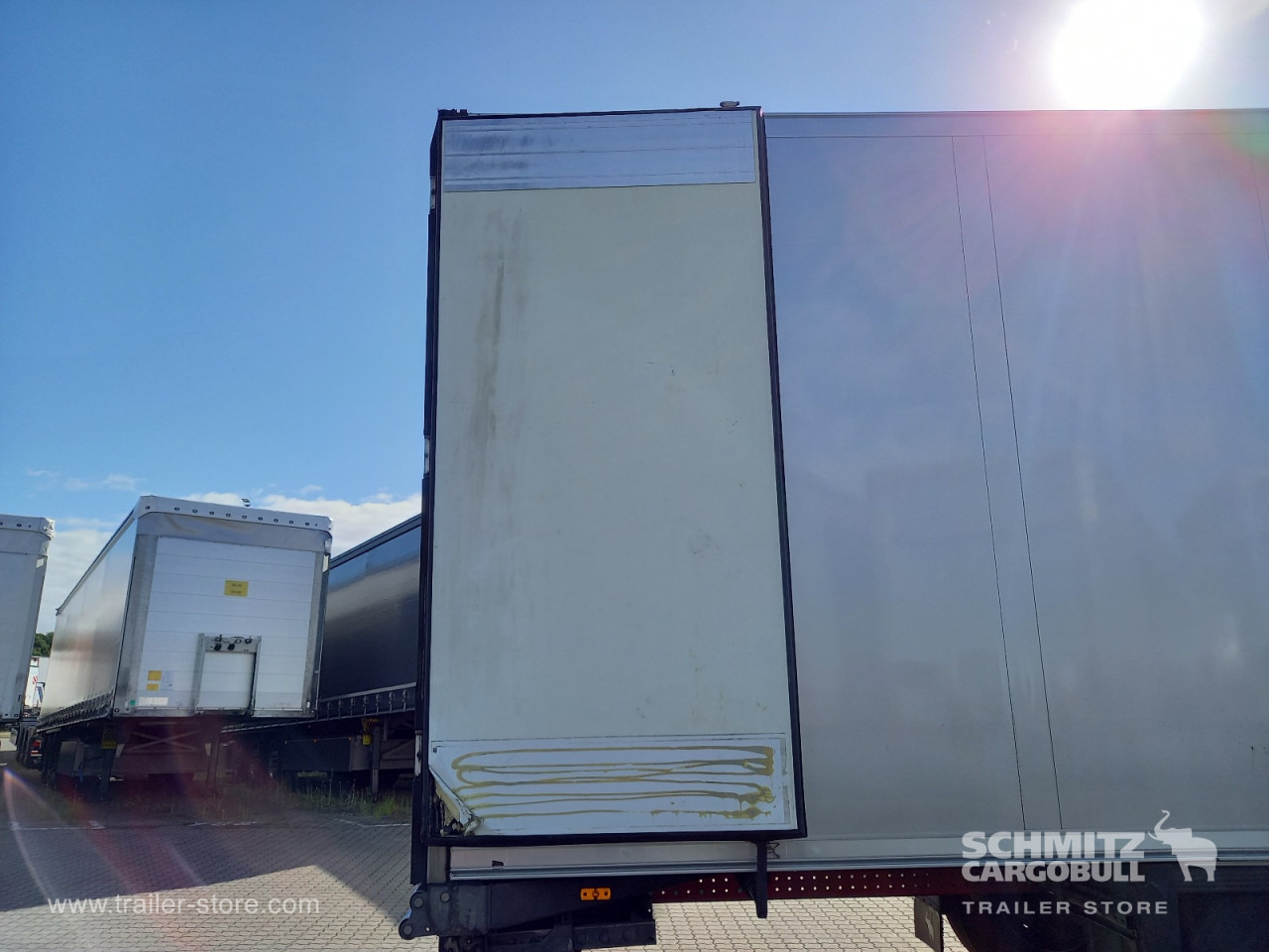SCHMITZ Auflieger Tiefkühler Multitemp - Izotermička poluprikolica: slika 5 SCHMITZ Auflieger Tiefkühler Multitemp - Izotermička poluprikolica: slika 5