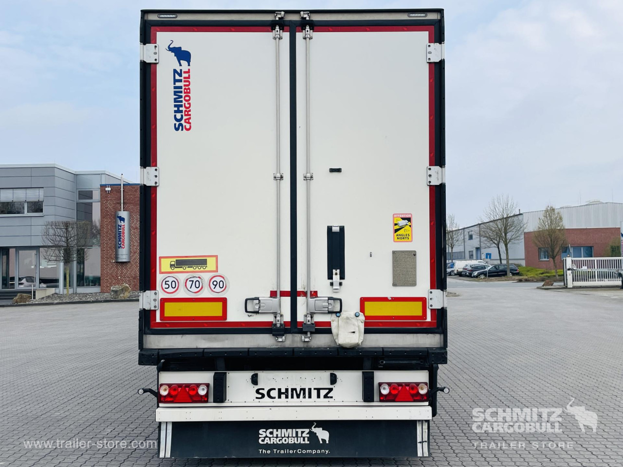 SCHMITZ Auflieger Tiefkühler Standard Double deck - Izotermička poluprikolica: slika 3 SCHMITZ Auflieger Tiefkühler Standard Double deck - Izotermička poluprikolica: slika 3
