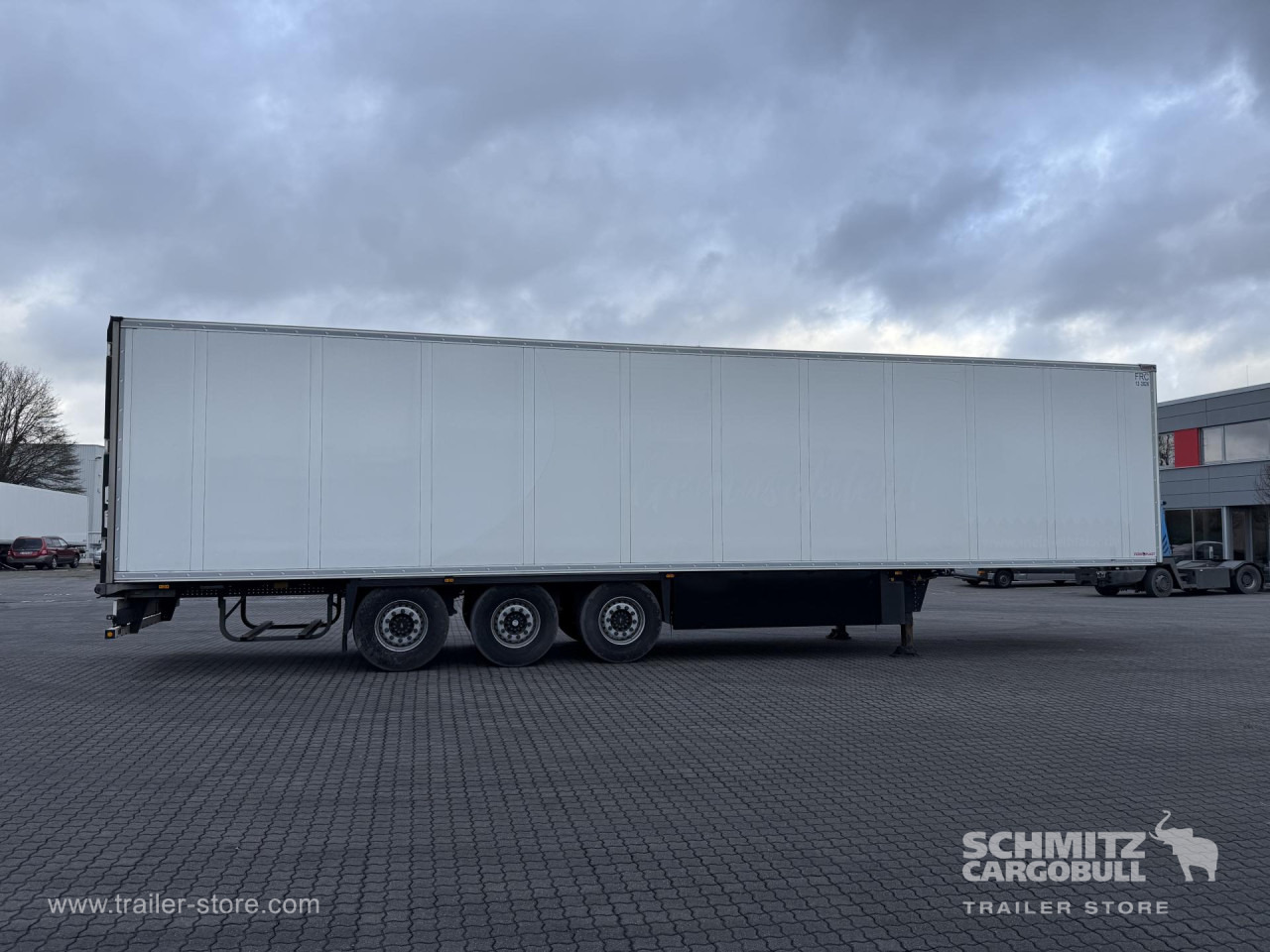 SCHMITZ Auflieger Tiefkühler Standard Double deck - Izotermička poluprikolica: slika 2 SCHMITZ Auflieger Tiefkühler Standard Double deck - Izotermička poluprikolica: slika 2