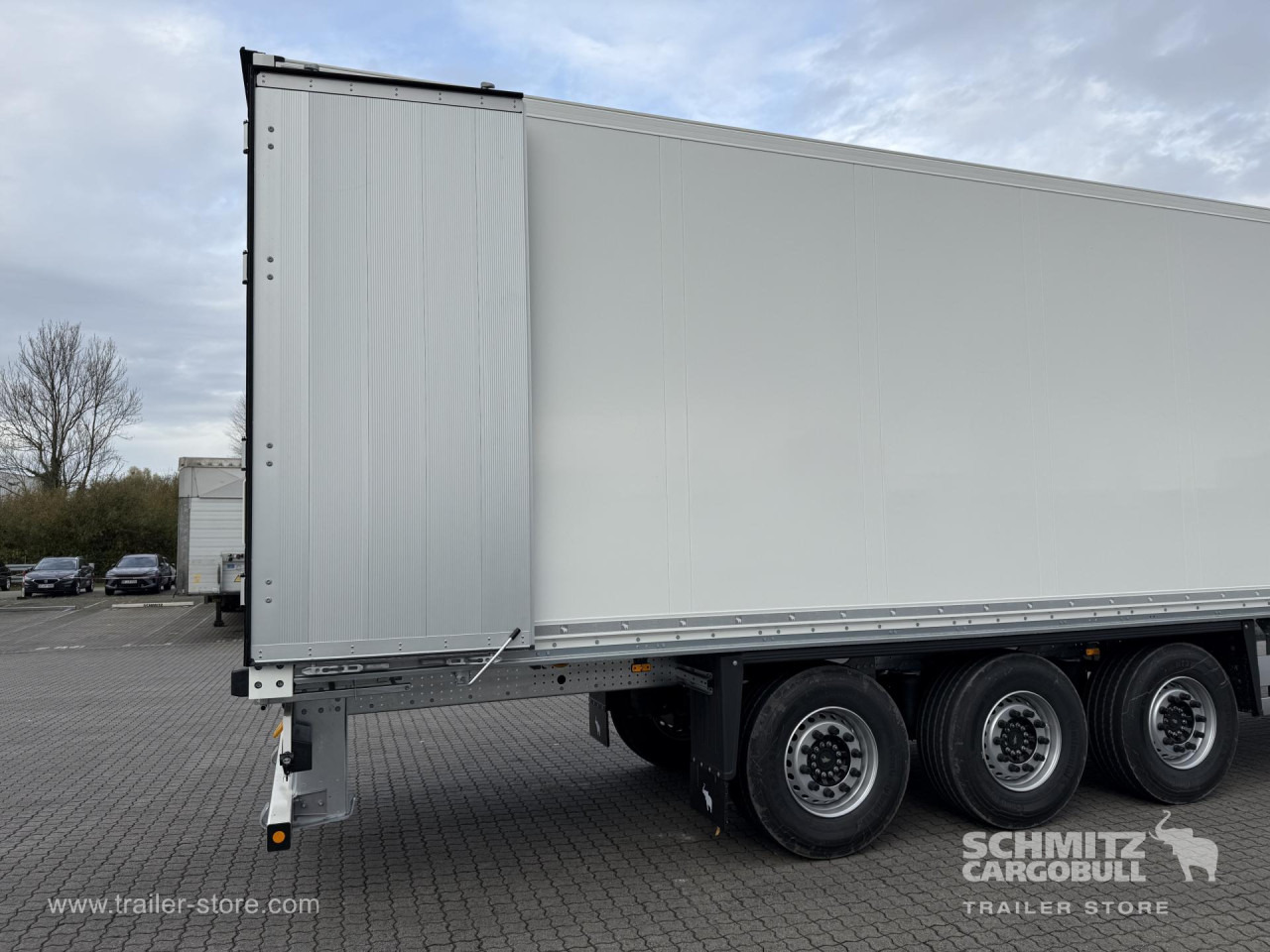 SCHMITZ Auflieger Trockenfrachtkoffer Standard Double deck - Poluprikolica sa zatvorenim sandukom: slika 2 SCHMITZ Auflieger Trockenfrachtkoffer Standard Double deck - Poluprikolica sa zatvorenim sandukom: slika 2