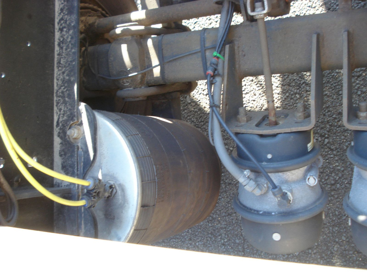 Krone AZ 18 A Jumbo BDF für C 7820 C 7450 WB - Prikolica za prevoz kontejnera/ Prikolica sa promenjivim sandukom: slika 4 Krone AZ 18 A Jumbo BDF für C 7820 C 7450 WB - Prikolica za prevoz kontejnera/ Prikolica sa promenjivim sandukom: slika 4