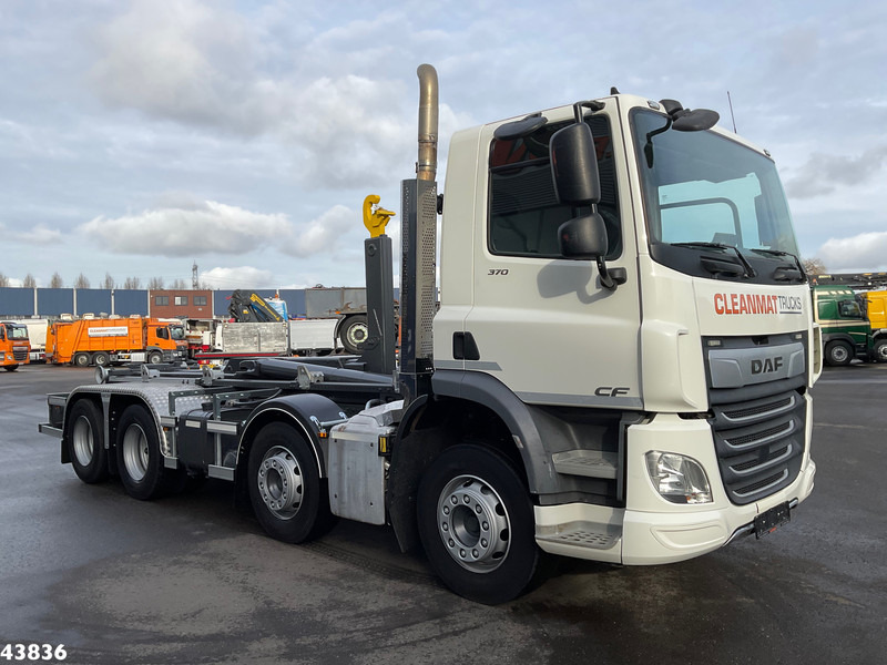 DAF FAC CF 370 8x2 NIEUWE Hyvalift 26 Ton haakarmsysteem!! Just 177.485 km! - Kamion sa hidrauličnom kukom: slika 3 DAF FAC CF 370 8x2 NIEUWE Hyvalift 26 Ton haakarmsysteem!! Just 177.485 km! - Kamion sa hidrauličnom kukom: slika 3