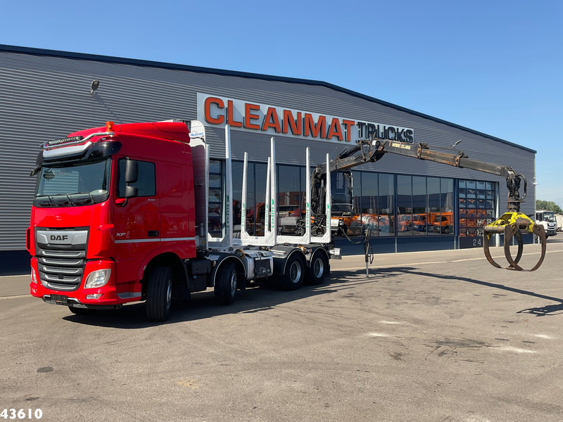 DAF FAD XF 530 8x4 Holzkran - Kamion sa dizalicom: slika 1 DAF FAD XF 530 8x4 Holzkran - Kamion sa dizalicom: slika 1