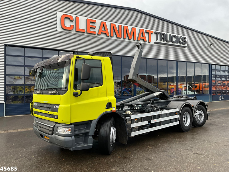 DAF FAN 75 CF 310 VDL 21 Ton haakarmsysteem - Kamion sa hidrauličnom kukom: slika 1 DAF FAN 75 CF 310 VDL 21 Ton haakarmsysteem - Kamion sa hidrauličnom kukom: slika 1