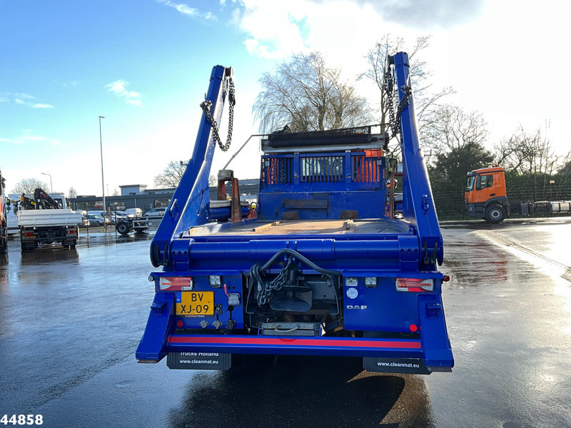 DAF FAN 85 CF 360 Manual VDL 18 Ton portaalarmsysteem - Kamion za utovaranje kontejnera: slika 4 DAF FAN 85 CF 360 Manual VDL 18 Ton portaalarmsysteem - Kamion za utovaranje kontejnera: slika 4