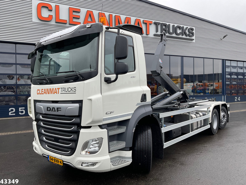 DAF FAN CF 430 VDL 21 Ton haakarmsysteem - Kamion sa hidrauličnom kukom: slika 1 DAF FAN CF 430 VDL 21 Ton haakarmsysteem - Kamion sa hidrauličnom kukom: slika 1