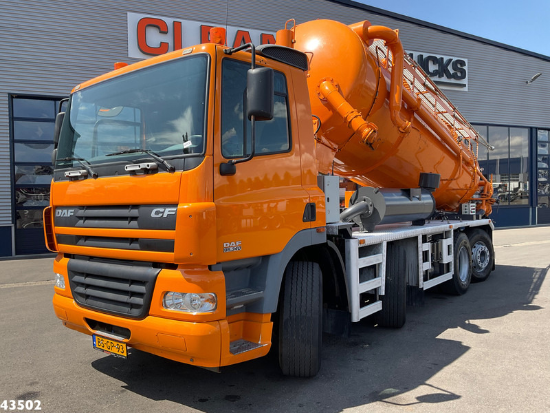 DAF FAX 85 CF 340 Droge stoffen blaas installatie Just 21.613 km! - Vakuumska cisterna: slika 1 DAF FAX 85 CF 340 Droge stoffen blaas installatie Just 21.613 km! - Vakuumska cisterna: slika 1
