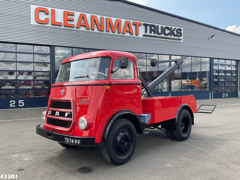 DAF T1300 ''Kikker'' Bergingswagen - Šlep vozilo: slika 1 DAF T1300 ''Kikker'' Bergingswagen - Šlep vozilo: slika 1