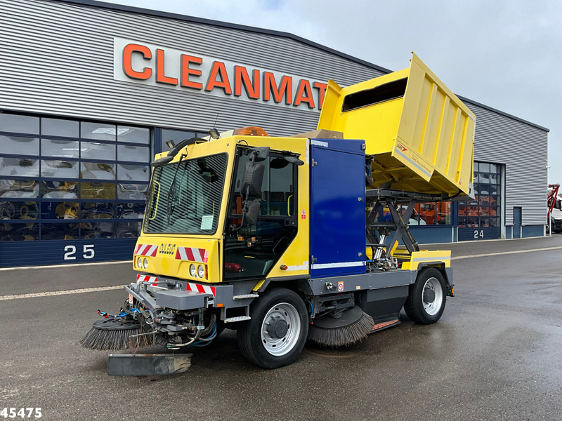 Dulevo 5020 S with 3-rd brush - Autočistilica: slika 1 Dulevo 5020 S with 3-rd brush - Autočistilica: slika 1