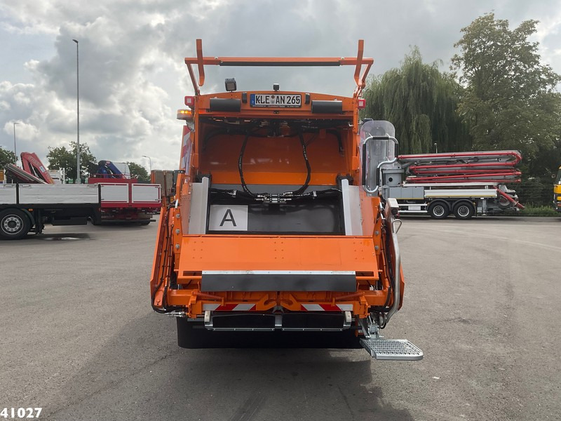 FUSO Canter 9C18 Zoeller 7m³ - Kamion za smeće: slika 4 FUSO Canter 9C18 Zoeller 7m³ - Kamion za smeće: slika 4