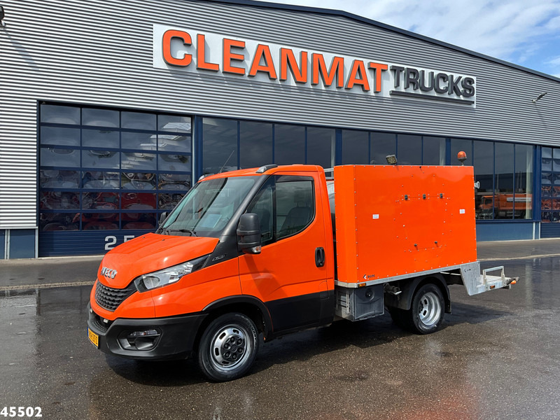 Iveco Daily 35C14 Euro 6 ROM Toilet servicewagen - Vakuumska cisterna: slika 2 Iveco Daily 35C14 Euro 6 ROM Toilet servicewagen - Vakuumska cisterna: slika 2
