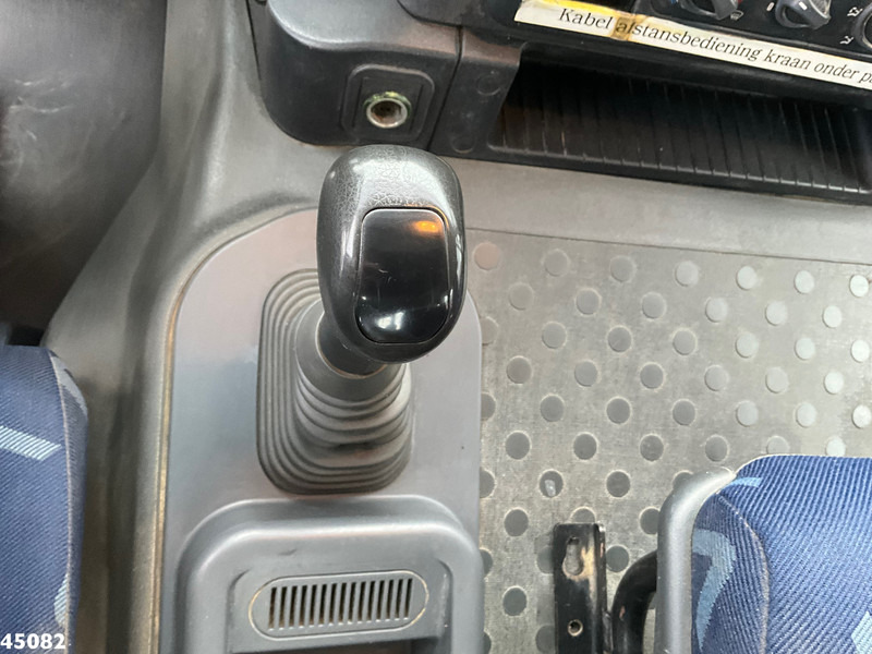 Kamion sa dizalicom Iveco Trakker AD260T41 Euro 5 6x4 Full Steel Palfinger 36 Tm laadkraan Just 133.291 km!: slika 17