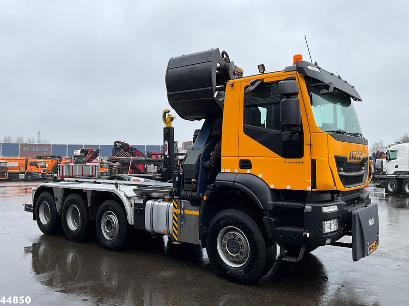 Iveco Trakker AD380T41W 8x6 Euro 6 HMF 19 Tonmeter Z-kraan - Kamion sa hidrauličnom kukom, Kamion sa dizalicom: slika 5 Iveco Trakker AD380T41W 8x6 Euro 6 HMF 19 Tonmeter Z-kraan - Kamion sa hidrauličnom kukom, Kamion sa dizalicom: slika 5
