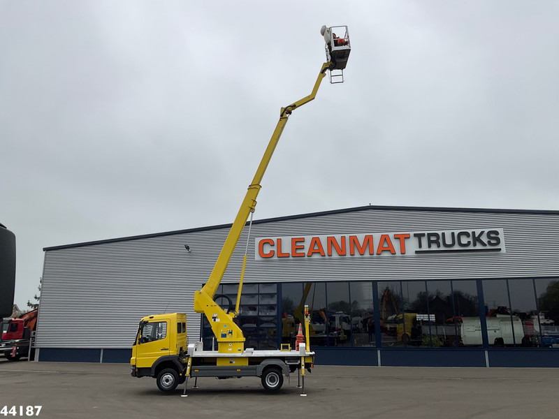 Mercedes-Benz Atego 815 Wumag Elevant 17 meter hoogwerker Just 39.048 km! - Kamion: slika 2 Mercedes-Benz Atego 815 Wumag Elevant 17 meter hoogwerker Just 39.048 km! - Kamion: slika 2