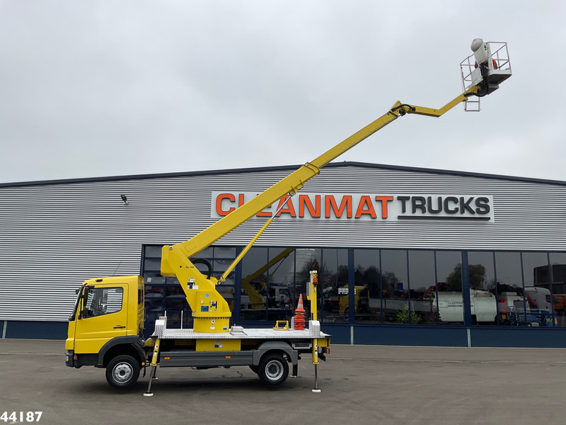 Mercedes-Benz Atego 815 Wumag Elevant 17 meter hoogwerker Just 39.048 km! - Kamion: slika 1 Mercedes-Benz Atego 815 Wumag Elevant 17 meter hoogwerker Just 39.048 km! - Kamion: slika 1
