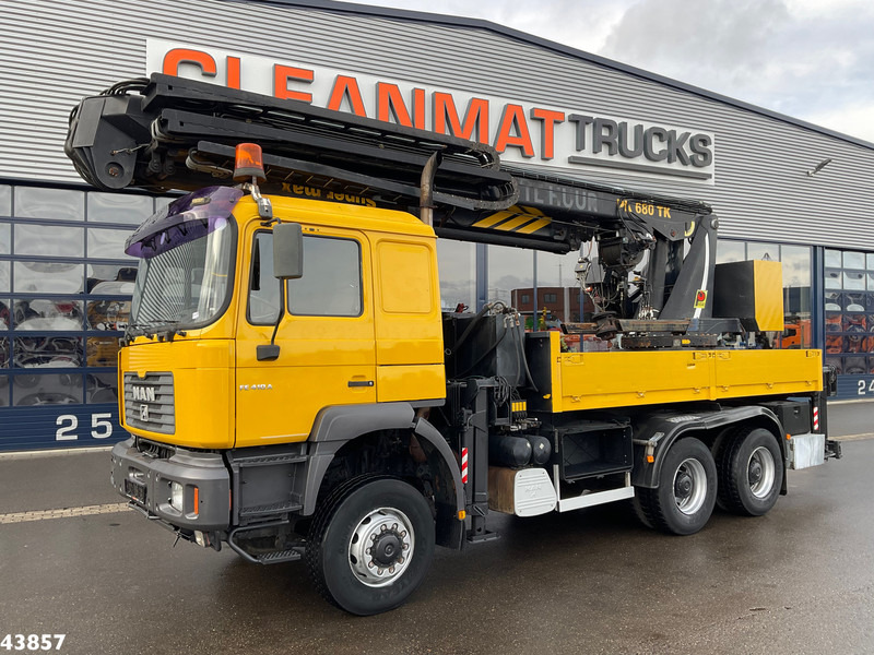 MAN F2000 6x6 Full Steel Manual Palfinger 68 Meter Dachdecker kran Just 54.133 km! - Kamion sa dizalicom: slika 2 MAN F2000 6x6 Full Steel Manual Palfinger 68 Meter Dachdecker kran Just 54.133 km! - Kamion sa dizalicom: slika 2