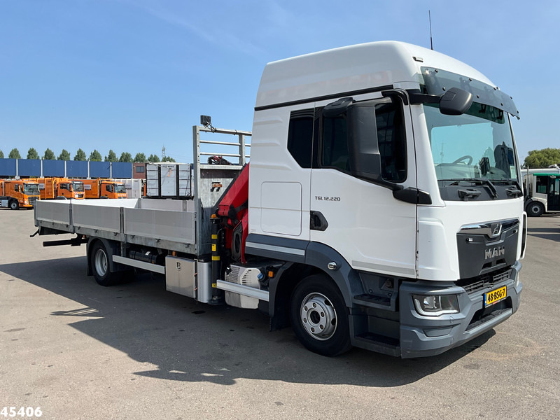 MAN TGL 12.220 Euro 6 Palfinger 11 Tonmeter laadkraan Just 54.870 km! - Kamion sa dizalicom: slika 5 MAN TGL 12.220 Euro 6 Palfinger 11 Tonmeter laadkraan Just 54.870 km! - Kamion sa dizalicom: slika 5