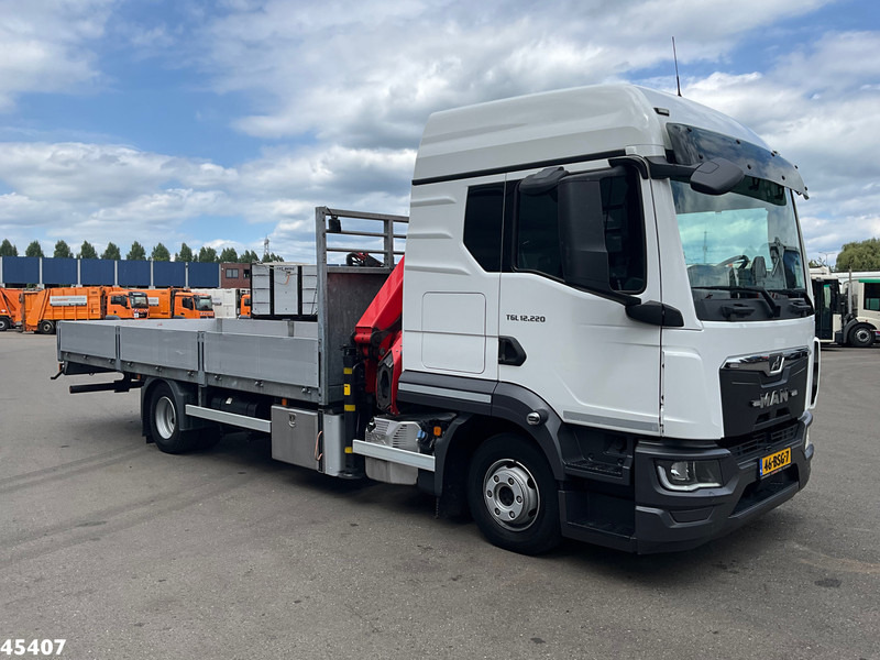 MAN TGL 12.220 Euro 6 Palfinger 11 Tonmeter laadkraan Just 60.518 km! - Kamion sa dizalicom: slika 5 MAN TGL 12.220 Euro 6 Palfinger 11 Tonmeter laadkraan Just 60.518 km! - Kamion sa dizalicom: slika 5