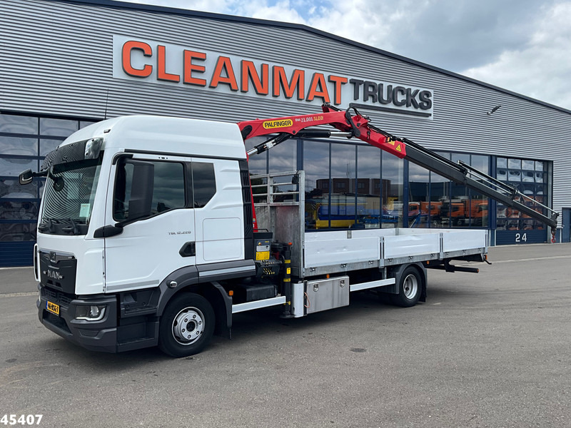 MAN TGL 12.220 Euro 6 Palfinger 11 Tonmeter laadkraan Just 60.518 km! - Kamion sa dizalicom: slika 1 MAN TGL 12.220 Euro 6 Palfinger 11 Tonmeter laadkraan Just 60.518 km! - Kamion sa dizalicom: slika 1