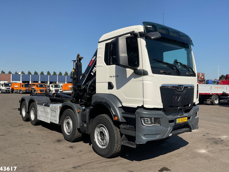MAN TGS 32.470 8x4 Euro 6 Hiab 22 Tonmeter laadkraan Just 68.765 Km! - Kamion sa hidrauličnom kukom: slika 5 MAN TGS 32.470 8x4 Euro 6 Hiab 22 Tonmeter laadkraan Just 68.765 Km! - Kamion sa hidrauličnom kukom: slika 5
