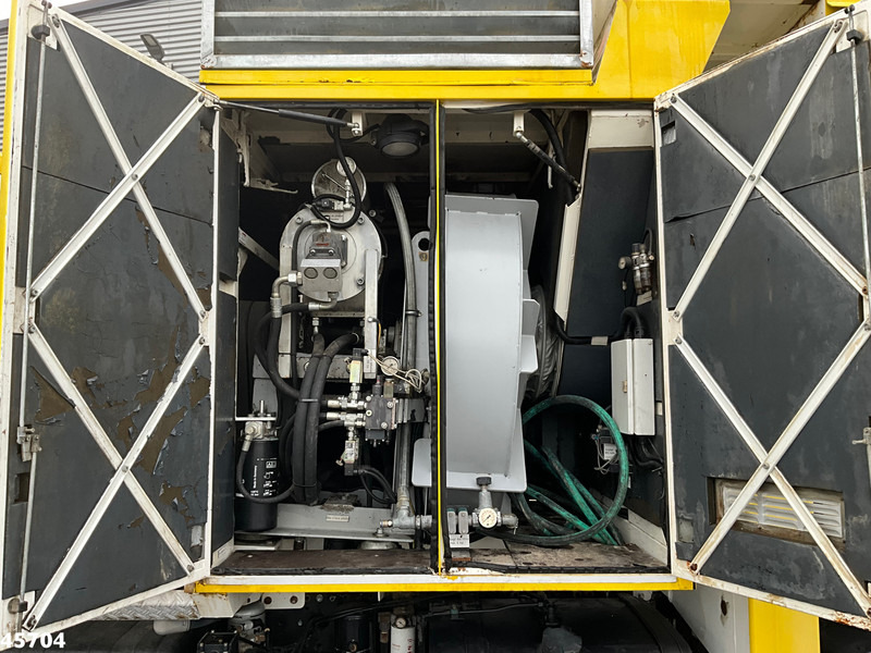 Vakuumska cisterna MAN TGS 33.480 6x4 MTS Saugbagger 8 m³: slika 9