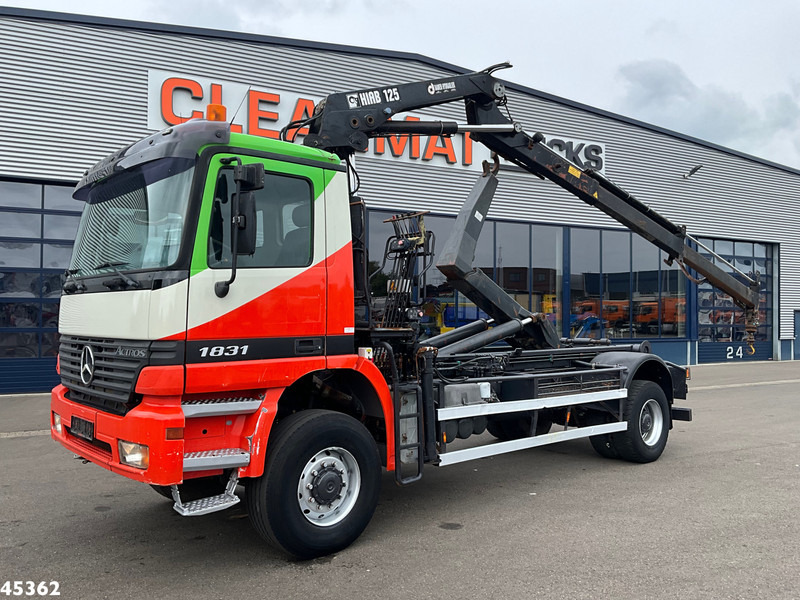 Mercedes-Benz Actros 1931 AK 4x4 Hiab 12 Tonmeter laadkraan - Kamion sa hidrauličnom kukom, Kamion sa dizalicom: slika 1 Mercedes-Benz Actros 1931 AK 4x4 Hiab 12 Tonmeter laadkraan - Kamion sa hidrauličnom kukom, Kamion sa dizalicom: slika 1