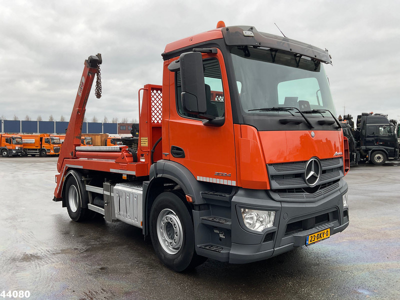Mercedes-Benz Antos 2024 Euro 6 Hyvalift 14 Ton portaalarmsysteem - Kamion za utovaranje kontejnera: slika 2 Mercedes-Benz Antos 2024 Euro 6 Hyvalift 14 Ton portaalarmsysteem - Kamion za utovaranje kontejnera: slika 2