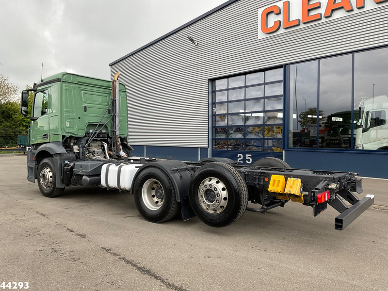 Mercedes-Benz Antos 2545 Euro 6 Chassis Cabine - Kamion sa golom šasijom i zatvorenom kabinom: slika 2 Mercedes-Benz Antos 2545 Euro 6 Chassis Cabine - Kamion sa golom šasijom i zatvorenom kabinom: slika 2