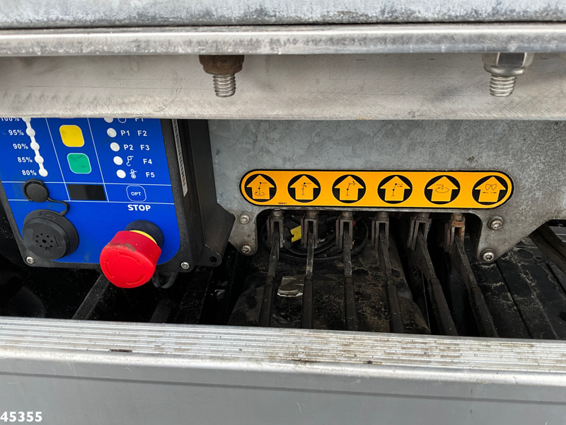 Kamion sa hidrauličnom kukom, Kamion sa dizalicom Mercedes-Benz Arocs 3540 8x4 Euro 6 HMF 19 Tonmeter Z-kraan Just 118.906 Km!: slika 12