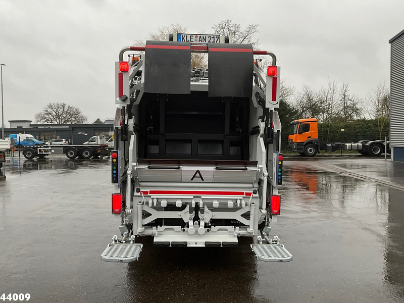 Mitsubishi Canter 9C18 Zoeller 7m³ - Kamion za smeće: slika 5 Mitsubishi Canter 9C18 Zoeller 7m³ - Kamion za smeće: slika 5