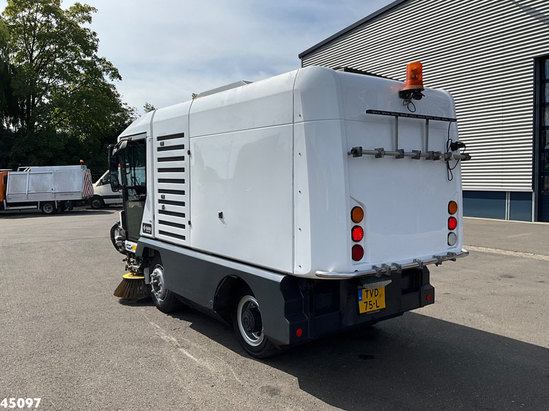 Ravo 540 Euro 6 with 3-rd brush - Autočistilica: slika 3 Ravo 540 Euro 6 with 3-rd brush - Autočistilica: slika 3