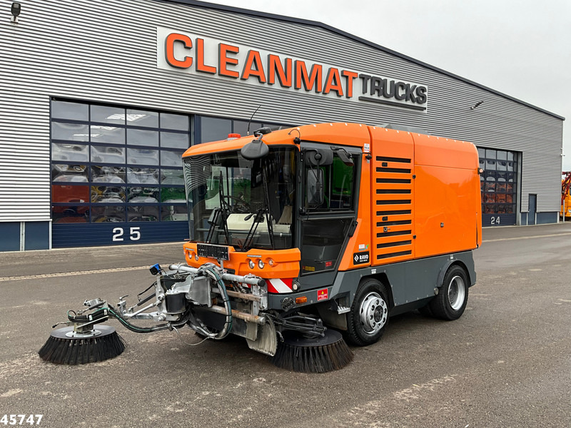 Ravo 580 with 3-rd brush - Autočistilica: slika 2 Ravo 580 with 3-rd brush - Autočistilica: slika 2