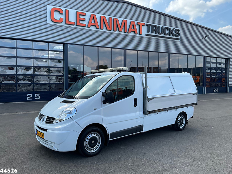Renault Trafic 2.0 dCi Veeg-vuil kipper - Kamion za smeće: slika 2 Renault Trafic 2.0 dCi Veeg-vuil kipper - Kamion za smeće: slika 2