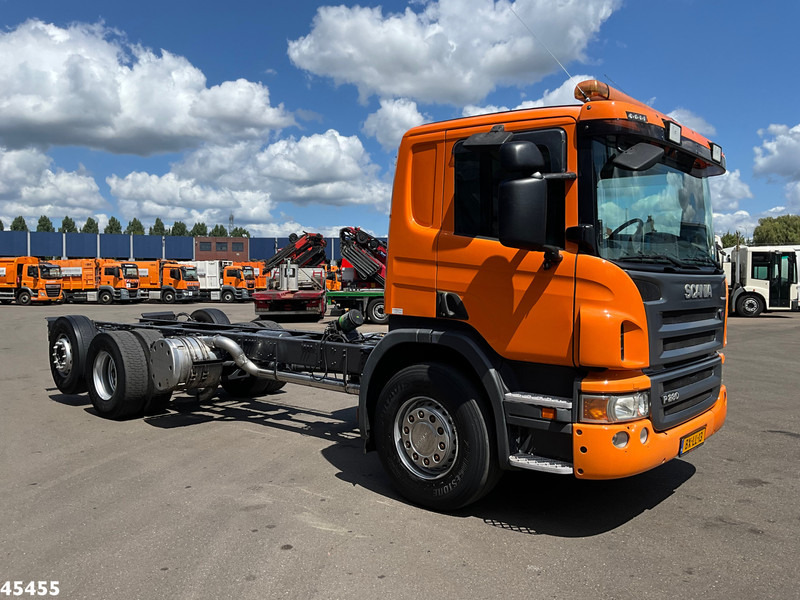 Scania P 280 6x2 Chassis Cabine with PTO Just 218.646 km! - Kamion sa golom šasijom i zatvorenom kabinom: slika 5 Scania P 280 6x2 Chassis Cabine with PTO Just 218.646 km! - Kamion sa golom šasijom i zatvorenom kabinom: slika 5