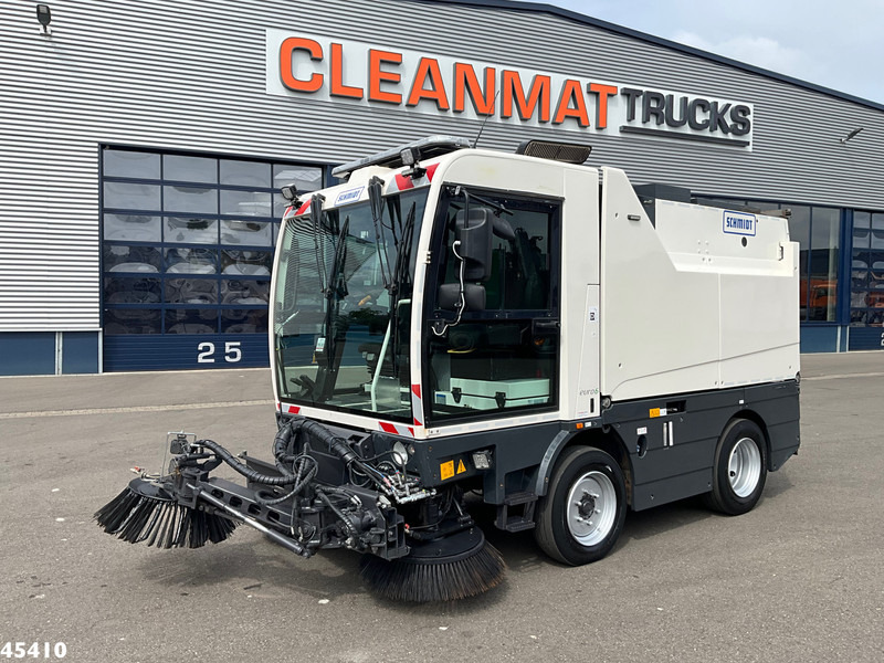 Schmidt Cleango 500 Compact Euro 6 with 3-rd brush - Autočistilica: slika 2 Schmidt Cleango 500 Compact Euro 6 with 3-rd brush - Autočistilica: slika 2