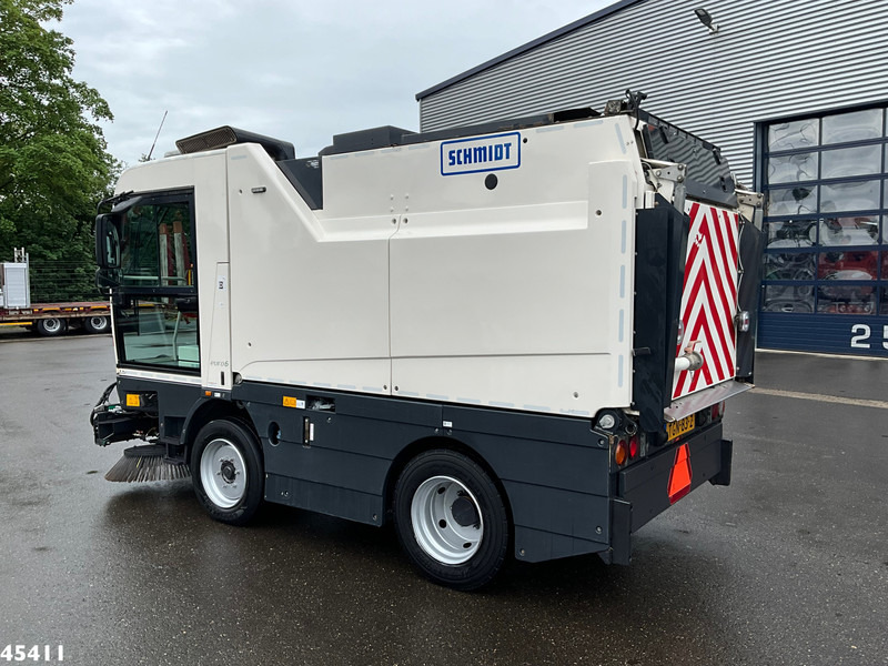 Schmidt Cleango 500 Compact Euro 6 with 3-rd brush - Autočistilica: slika 5 Schmidt Cleango 500 Compact Euro 6 with 3-rd brush - Autočistilica: slika 5