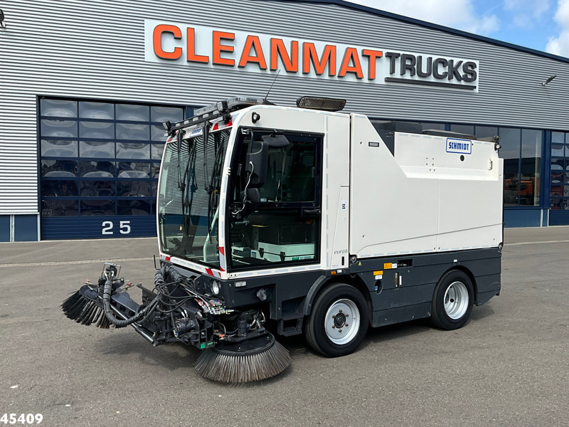 Schmidt Cleango 500 Compact Euro 6 with 3-rd brush - Autočistilica: slika 2 Schmidt Cleango 500 Compact Euro 6 with 3-rd brush - Autočistilica: slika 2