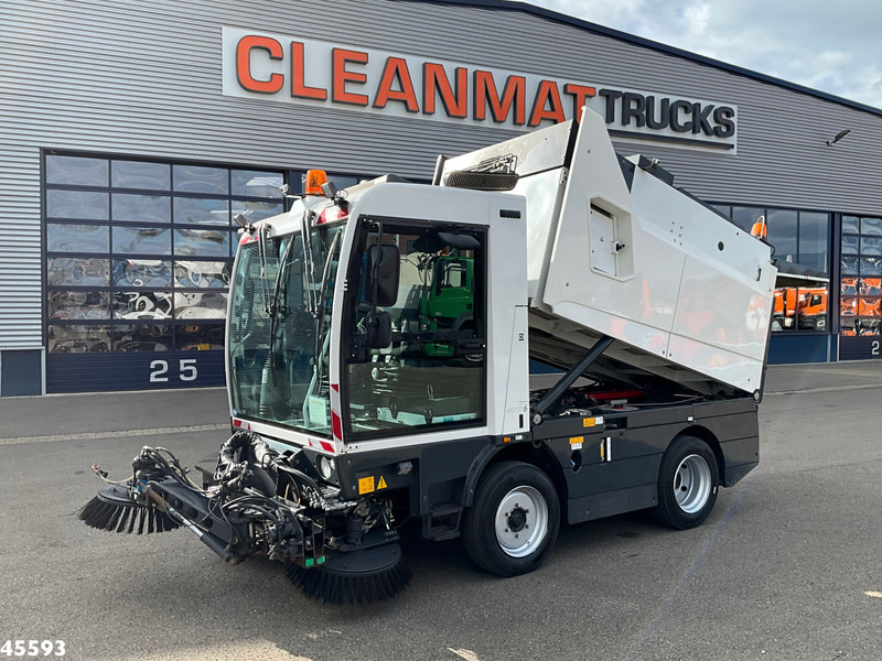 Schmidt Compact 400 Euro 6 with 3-rd brush - Autočistilica: slika 1 Schmidt Compact 400 Euro 6 with 3-rd brush - Autočistilica: slika 1