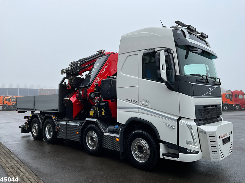 Volvo FH 540 8x2 Fassi 145 Tonmeter laadkraan + Fly-JIb Just 7.187 Km! Demo voertuig! - Tegljač: slika 4 Volvo FH 540 8x2 Fassi 145 Tonmeter laadkraan + Fly-JIb Just 7.187 Km! Demo voertuig! - Tegljač: slika 4