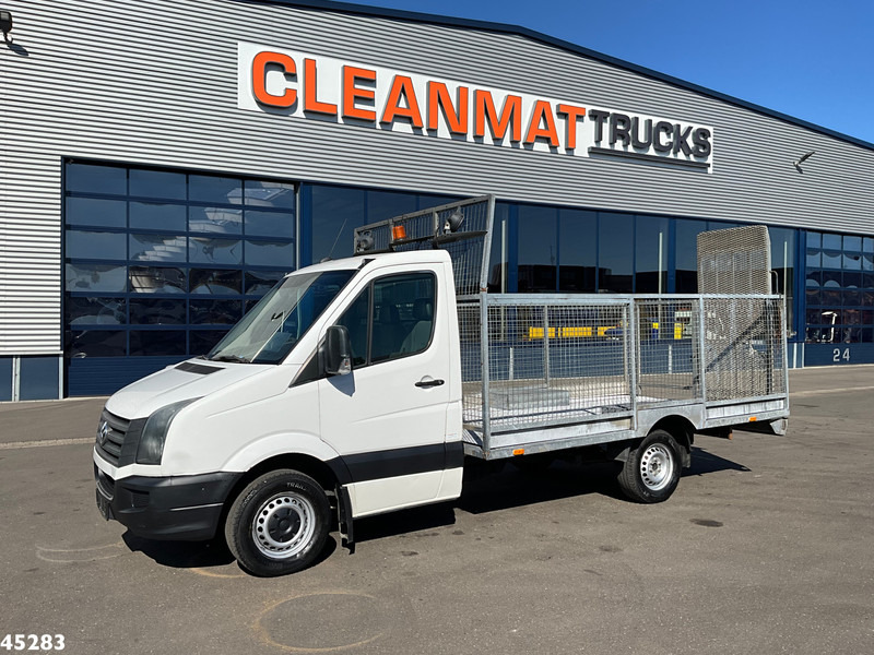 Volkswagen Crafter 35 2.0 Manual met Oprijramp - Kamion sa tovarnim sandukom: slika 2 Volkswagen Crafter 35 2.0 Manual met Oprijramp - Kamion sa tovarnim sandukom: slika 2