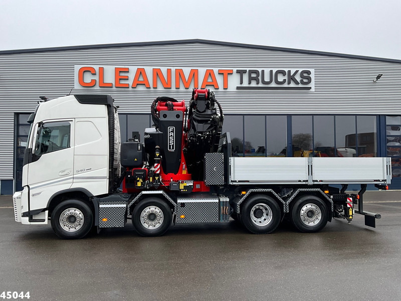 Volvo FH 540 8x2 Fassi 145 Tonmeter laadkraan + Fly-JIb Just 7.187 Km! Demo voertuig! - Kamion sa dizalicom: slika 2 Volvo FH 540 8x2 Fassi 145 Tonmeter laadkraan + Fly-JIb Just 7.187 Km! Demo voertuig! - Kamion sa dizalicom: slika 2
