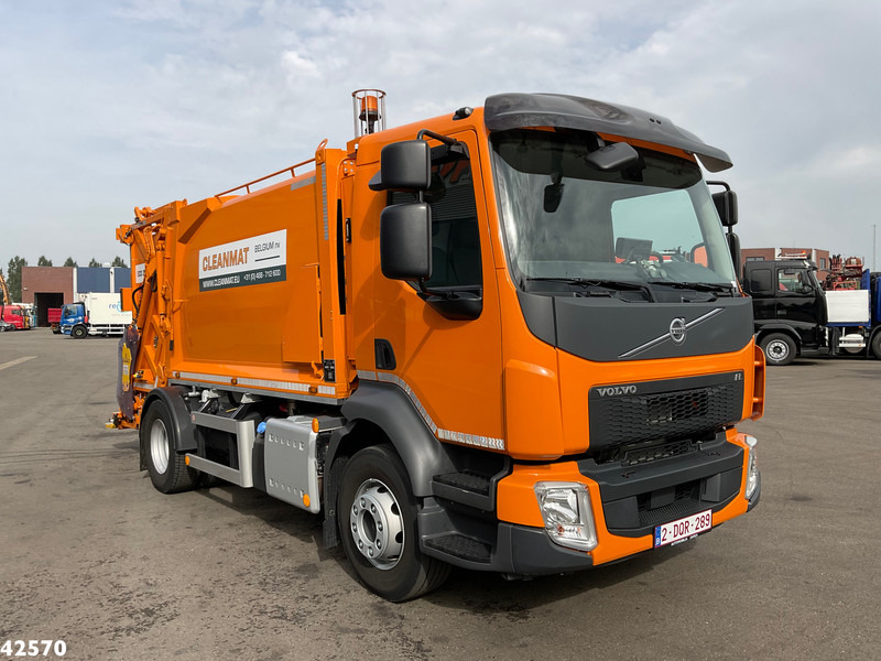 Volvo FL 250 4x2 VDK 9m³ - Kamion za smeće: slika 2 Volvo FL 250 4x2 VDK 9m³ - Kamion za smeće: slika 2