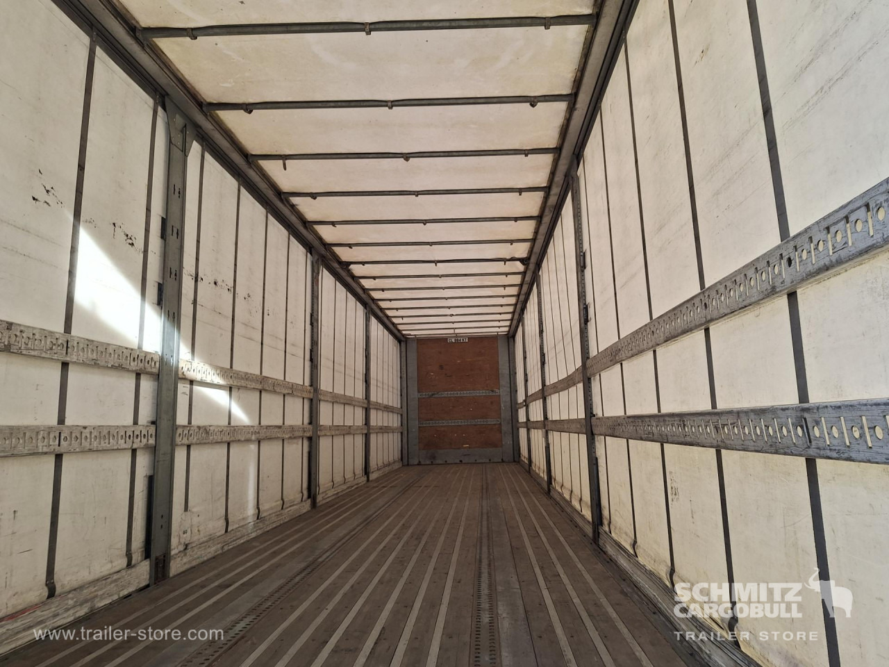 FRUEHAUF Curtainsider Standard Taillift - Poluprikolica sa ceradom: slika 4 FRUEHAUF Curtainsider Standard Taillift - Poluprikolica sa ceradom: slika 4