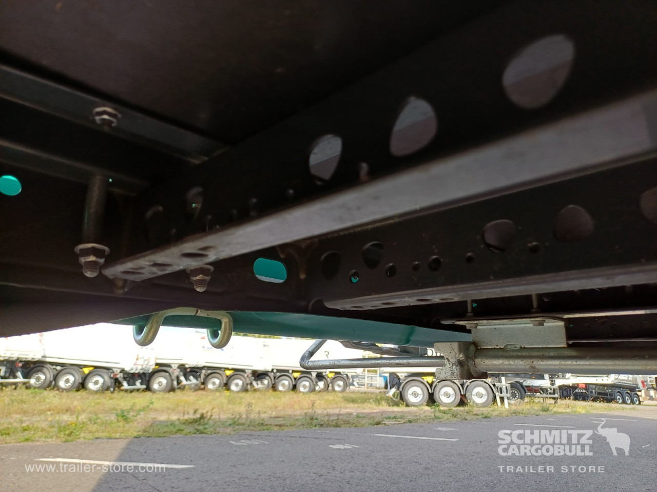 BERGER Auflieger Curtainsider Mega - Poluprikolica sa ceradom: slika 4 BERGER Auflieger Curtainsider Mega - Poluprikolica sa ceradom: slika 4