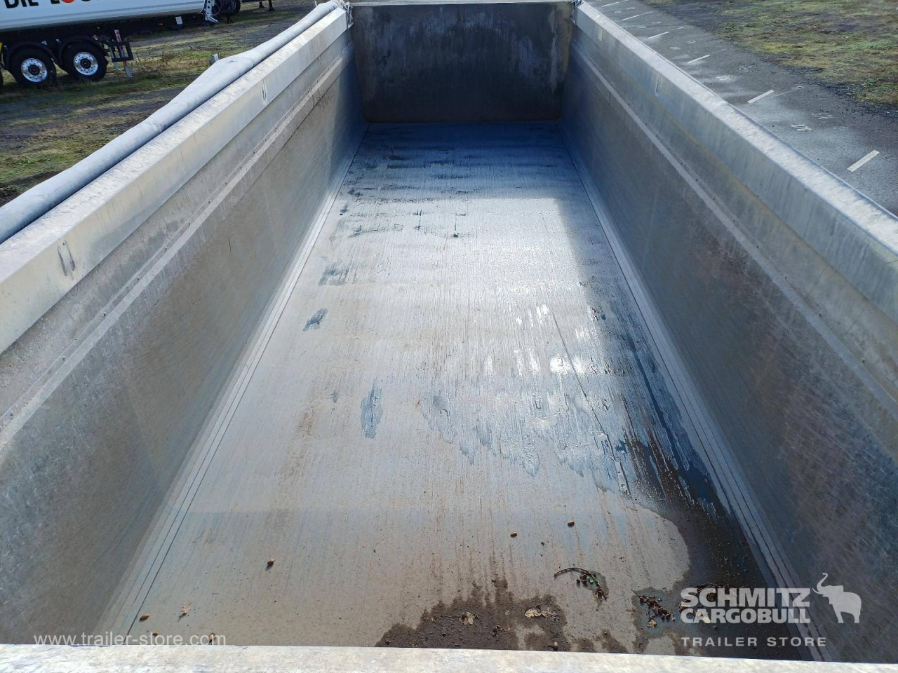 SCHMITZ Auflieger Kipper Alukastenmulde 24m³ - Poluprikolica istovarivača: slika 5 SCHMITZ Auflieger Kipper Alukastenmulde 24m³ - Poluprikolica istovarivača: slika 5
