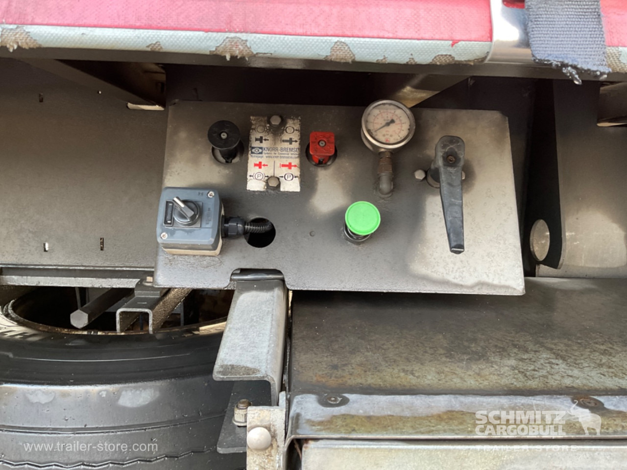 Poluprikolica sa ceradom Curtainsider Standard Forklift holder: slika 7
